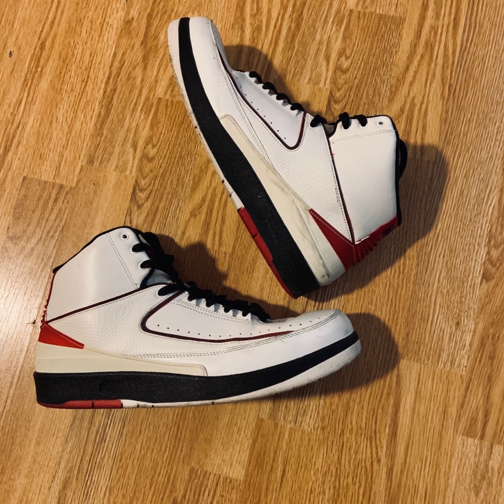 Air Jordan 2 “QF” 2010 Retro, OG Colorway OffWhite